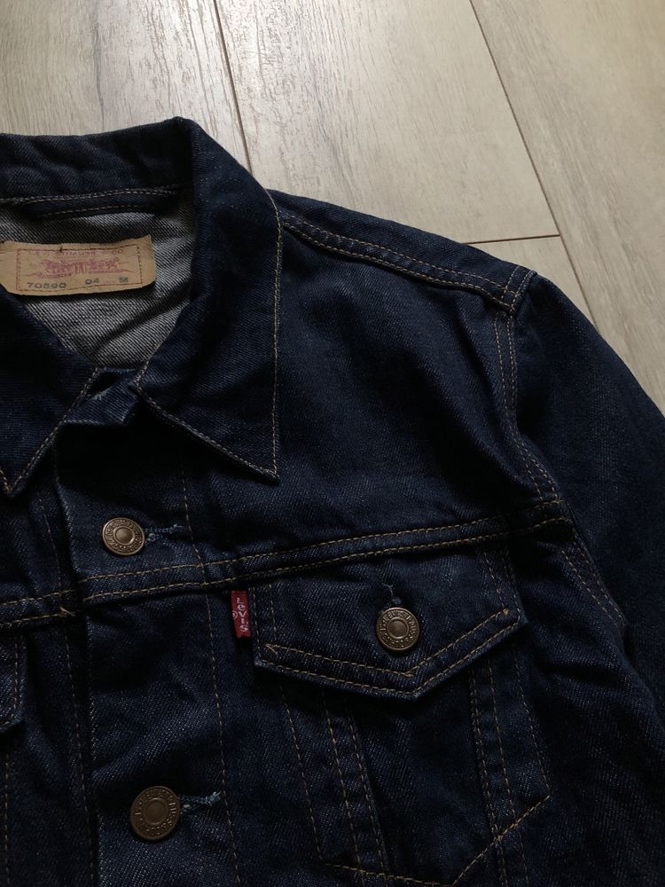 Джинсовая куртка levi’s boss hilfiger