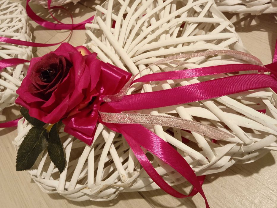 Wiklinowe serca ozdobne