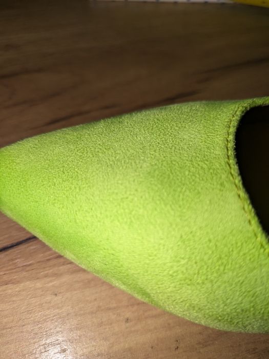 Buty balerinki na obcasie 38