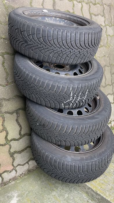 Opony goodyear ultragrip 9 z felgami