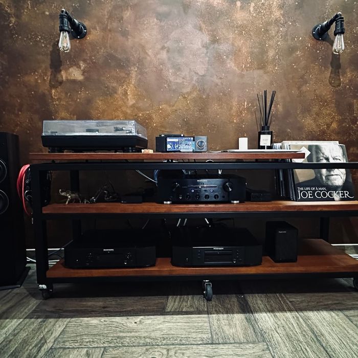 Szafki RTV Stoliki audio Hi-fi regały półki pod sprzęt na wymiar