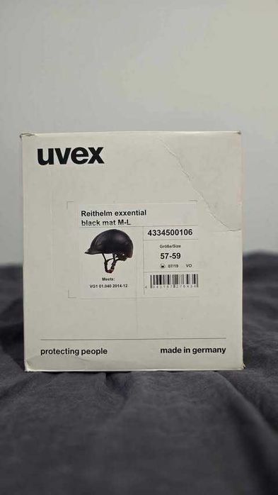Kask jeździecki Uvex Reithelm exxential black mat M-L