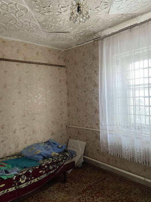 Дом в селі Ганнинське