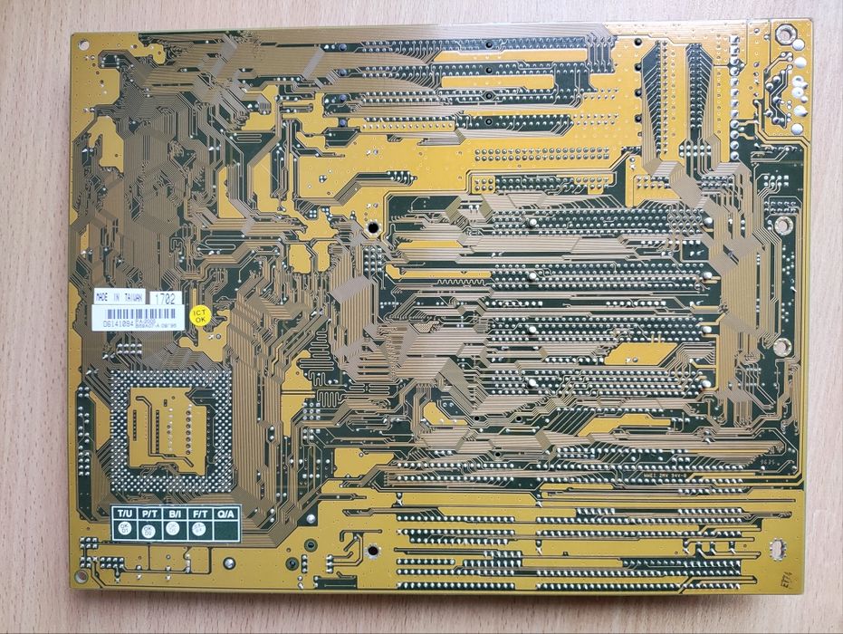 Материнська плата FIC PA-2005 Socket 7, 1996 рік