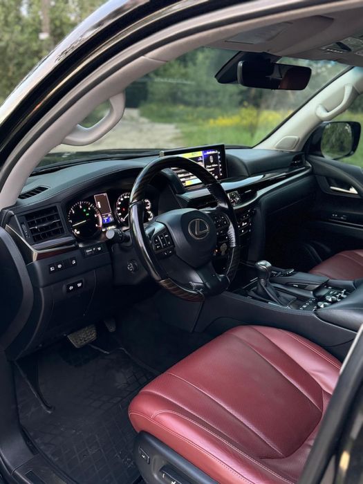 Продам Lexus LX450d