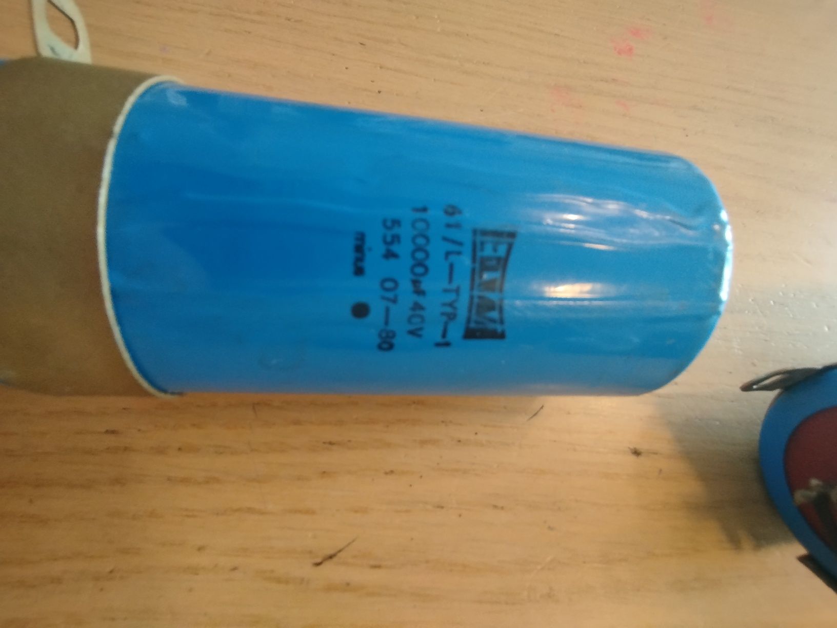 Kondensator elwa 10000 uF 40V