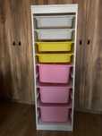 Szafka Ikea z pojemnikami