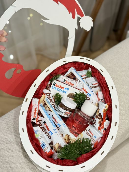 Подарунковий бокс із солодощами , солодкий подарунок коханій , дитині