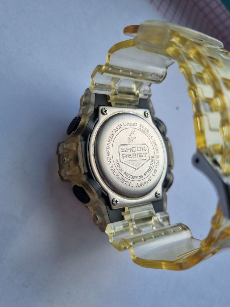 Zegarek Casio G-SHOCK GA-700SKE