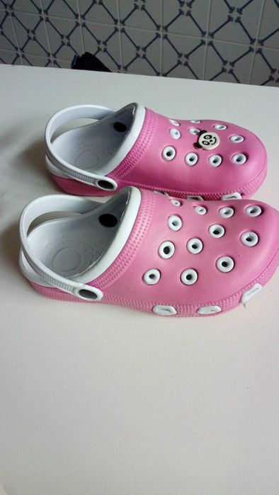 Crocs novas menina 34
