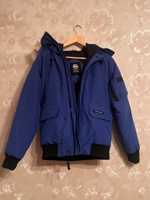 Пуховик canada goose