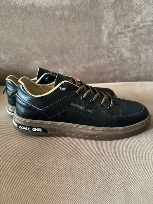 Чоловічі кеди/кросівки