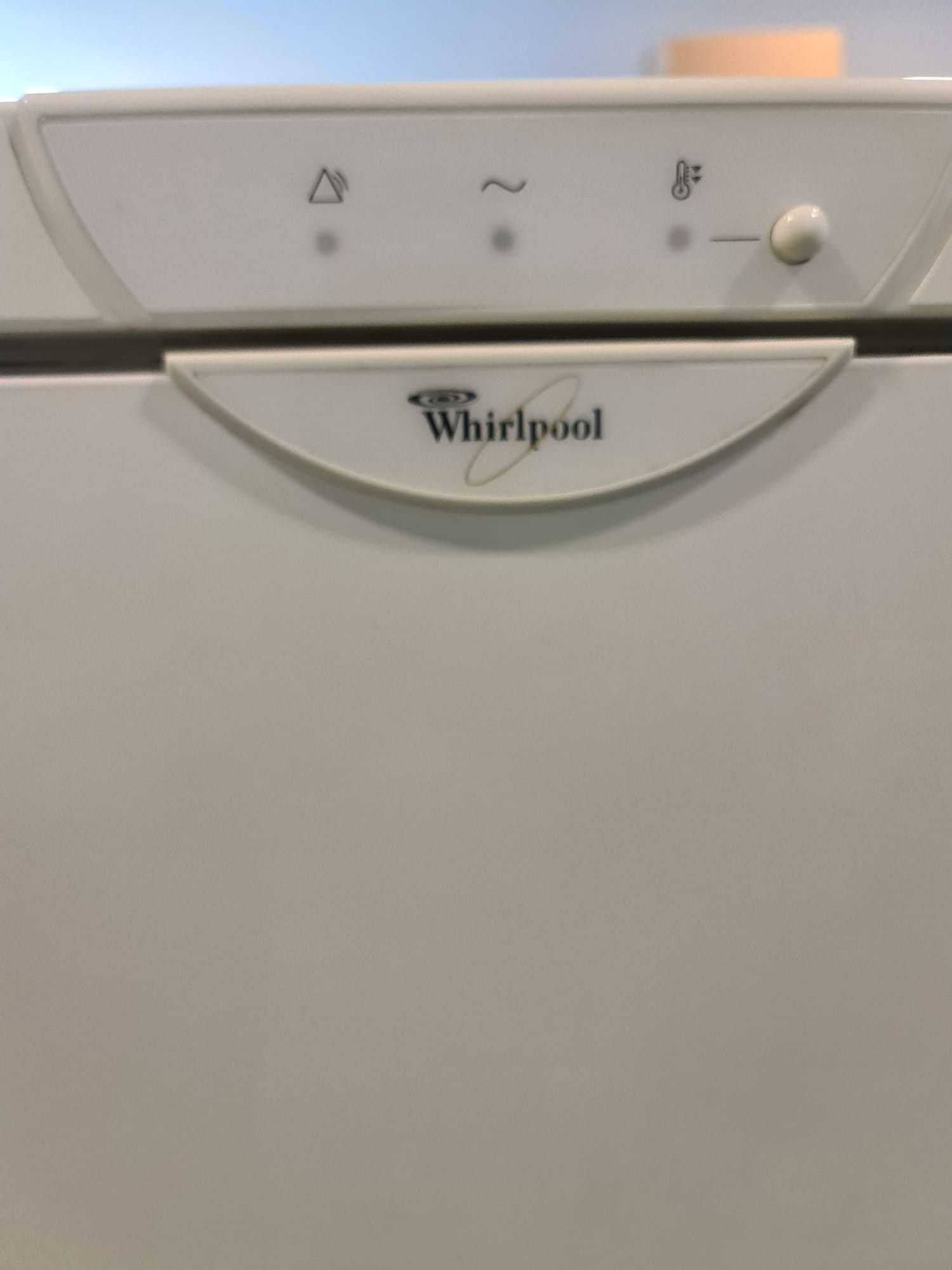 Arca congeladora vertical Whirlpool