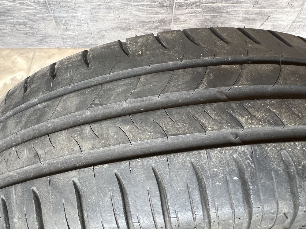 2 Pneus Michelin 185/65 R15 88T