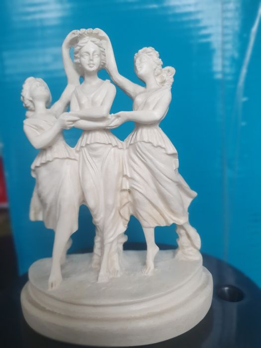 Trzy gracje greckie Alabaster