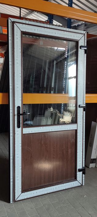 DRZWI Kacprzak 90x200 Drzwi ZEWNĘTRZNE PCV Sklepowe Orzech Prawe