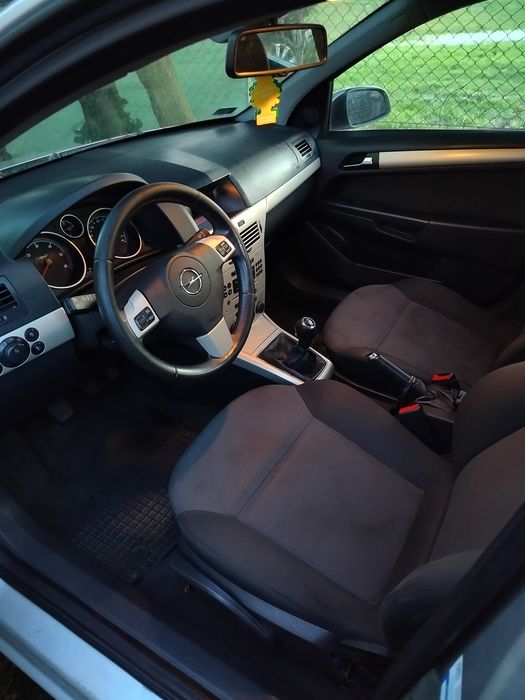 Opel Astra H 1.9CDTi