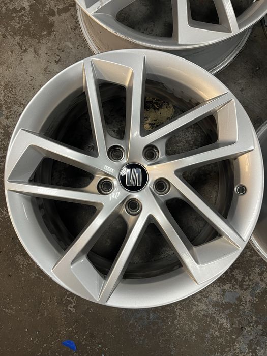 Felgi aluminiowe 17 5x112 Seat Oryginal Leon