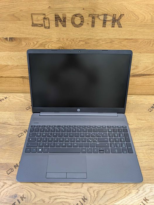 Ноутбук HP 250 G9 i5-1235U / 8GB / SSD 512GB / FHD TN