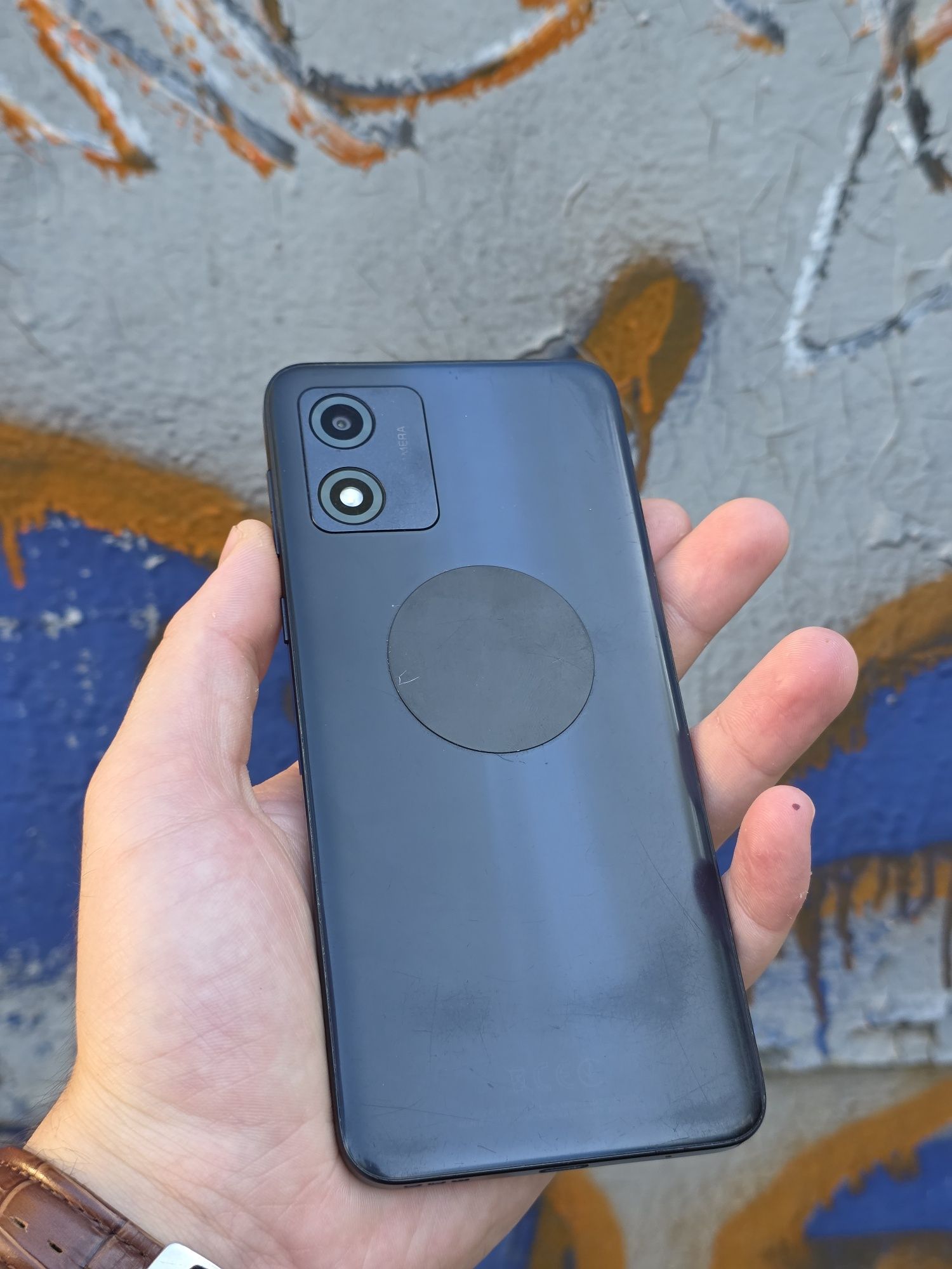 Телефон Motorola e13 4/64