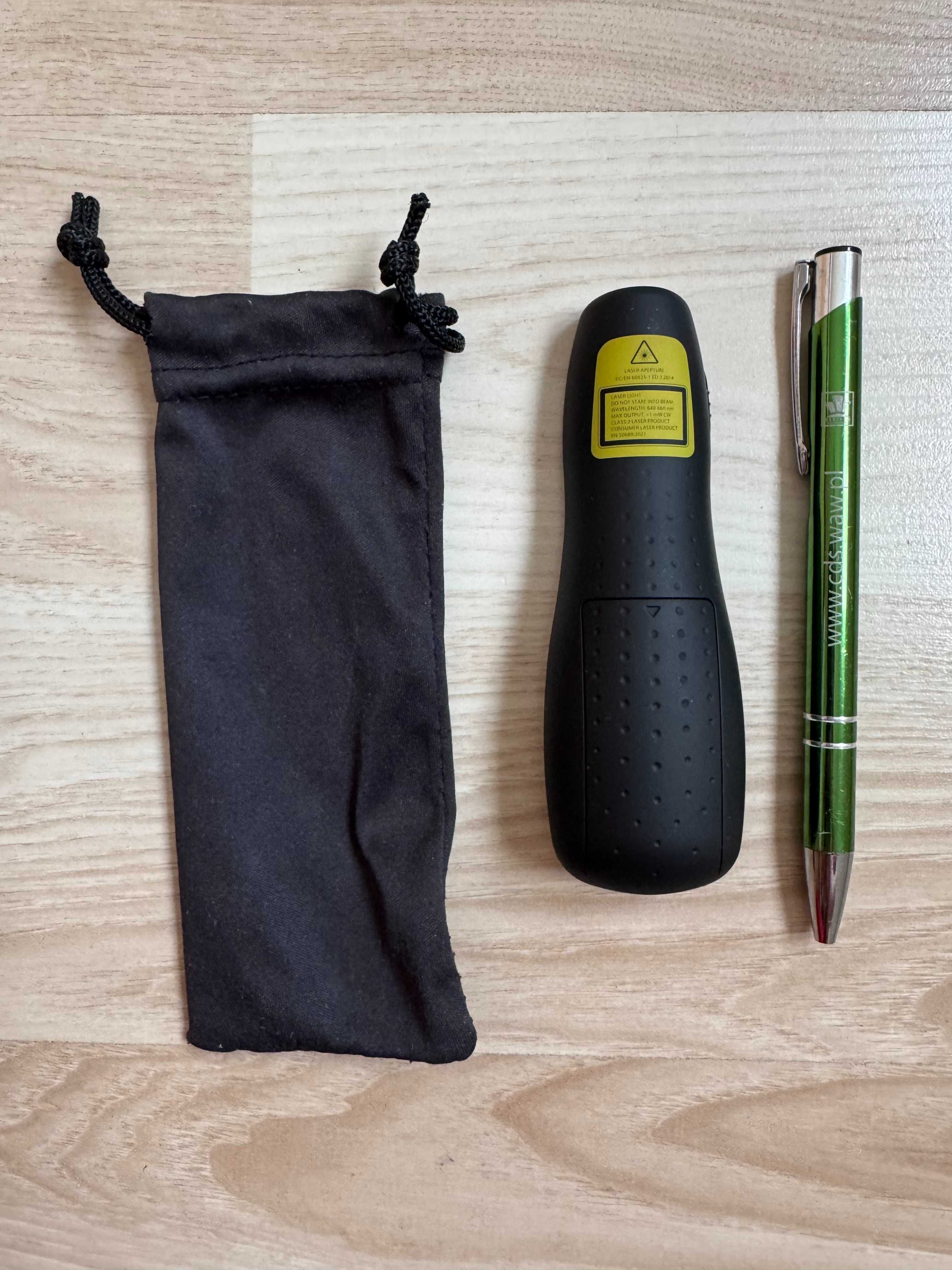 Prezenter  Logitech Wireless Presenter R400