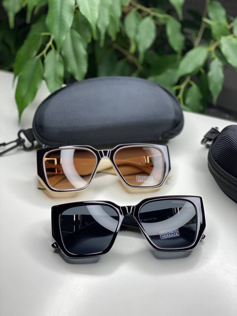 Женские солнцезащитные очки Versace черные с золотом модные квадратные