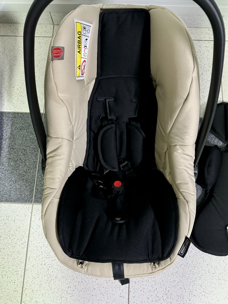 Carrinho de bebé trio + base isofix (bébécar)