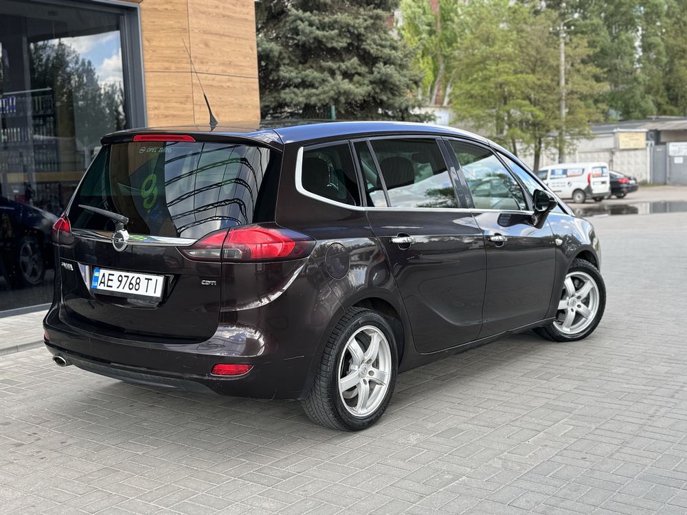 Продам Opel Zafira