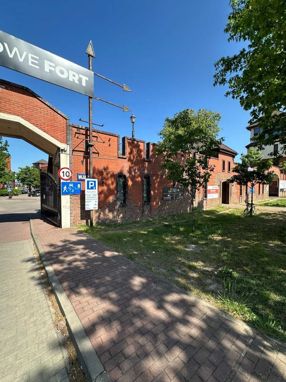 Wynajmę lokal usługowy 25m2