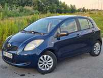 Toyota Yaris YARIS Salon Polska. Klimatyzacja.