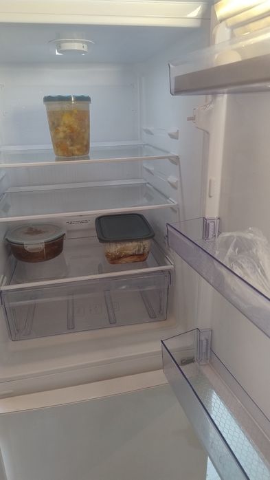 Sprzedam lodówkę BEKO