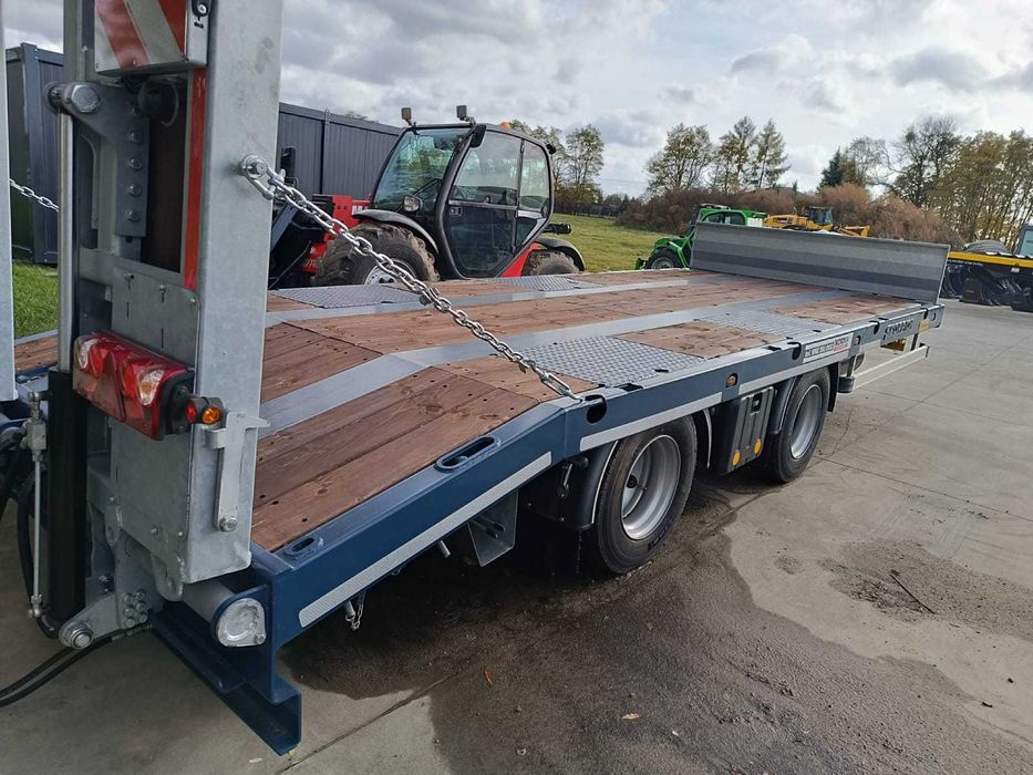 Nowa Przyczepa Scorpion Tandem , 2 osie, najazdy, regulowany zaczep !