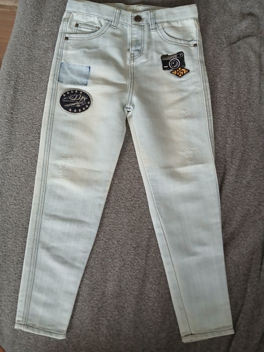 Нові дитячі джинси