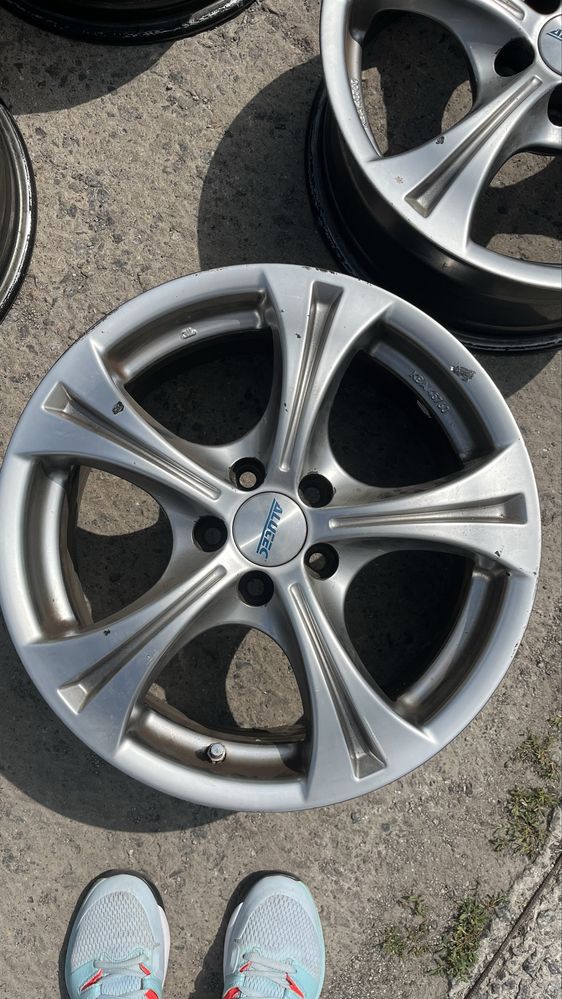 Диски Alutec 16 на Golf4