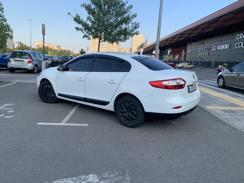 Renault Fluence 1.6 газ/бенз