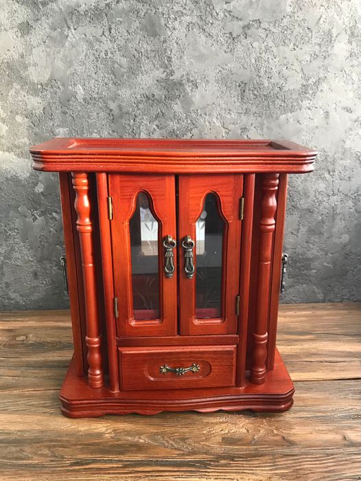 Скринька Шкатулка  шафа комод для зберігання прикрас