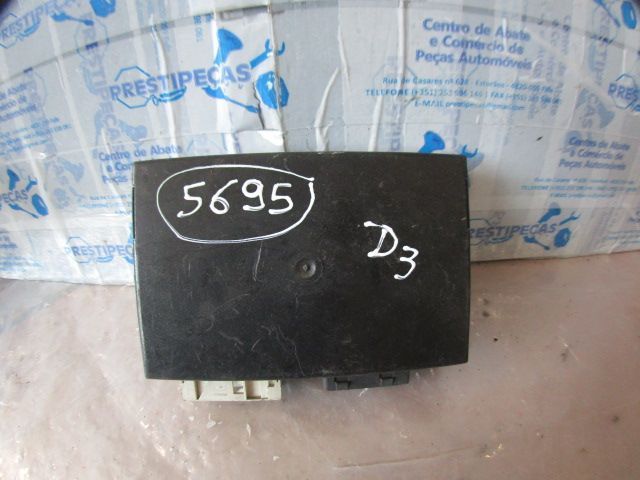 Modulo 61351387621 5ZA00629900 BMW E36 BERLINE 1992 318I 115CV 4P VERDE Módulo Fecho Central