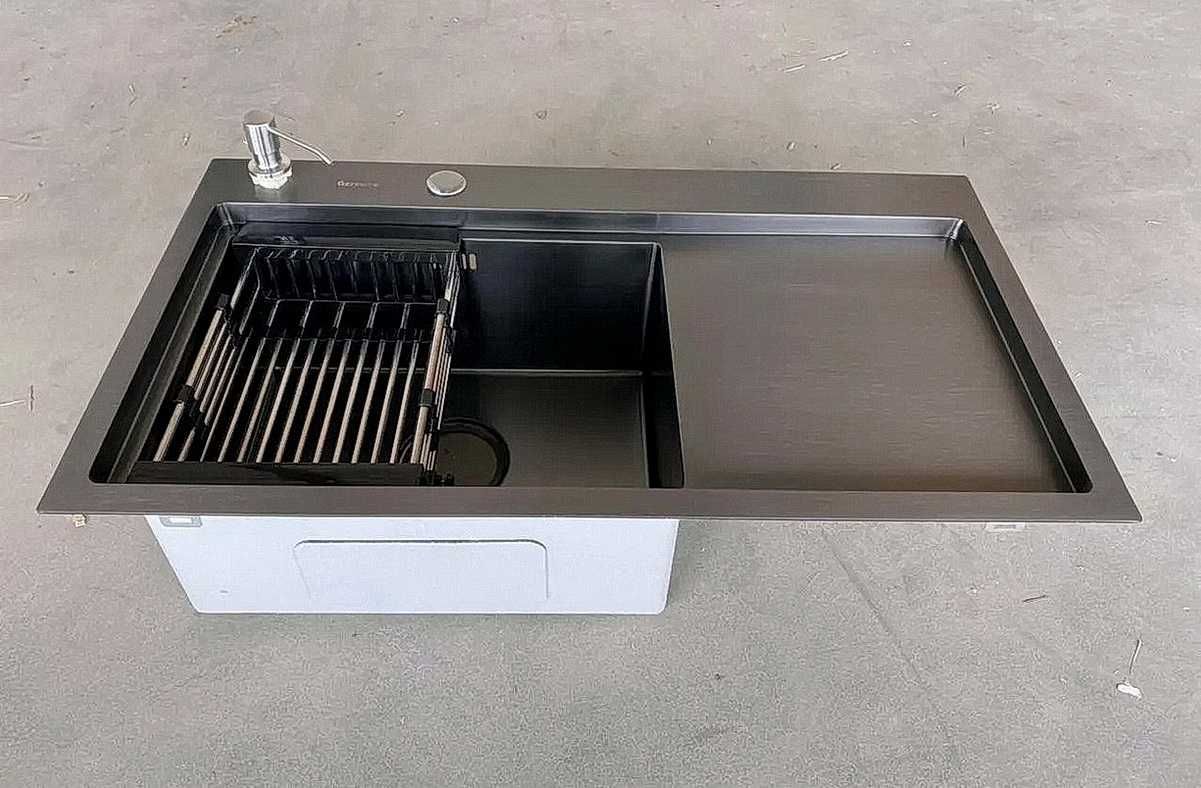 Кухонная мойка Platinum Handmade 780 мм х 220 мм х 430 мм, чорна
