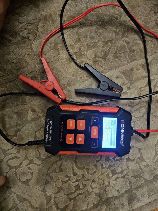 Зарядне Konnwei KW520 тестер