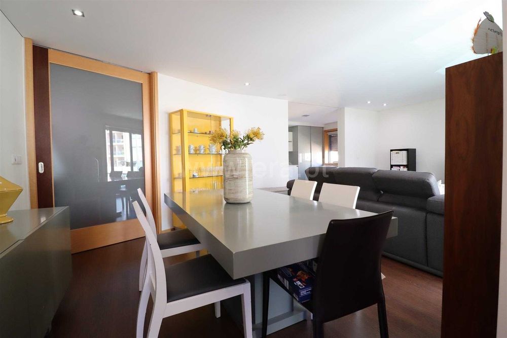 móvel Louceiro Decorativo Lacado Amarelo