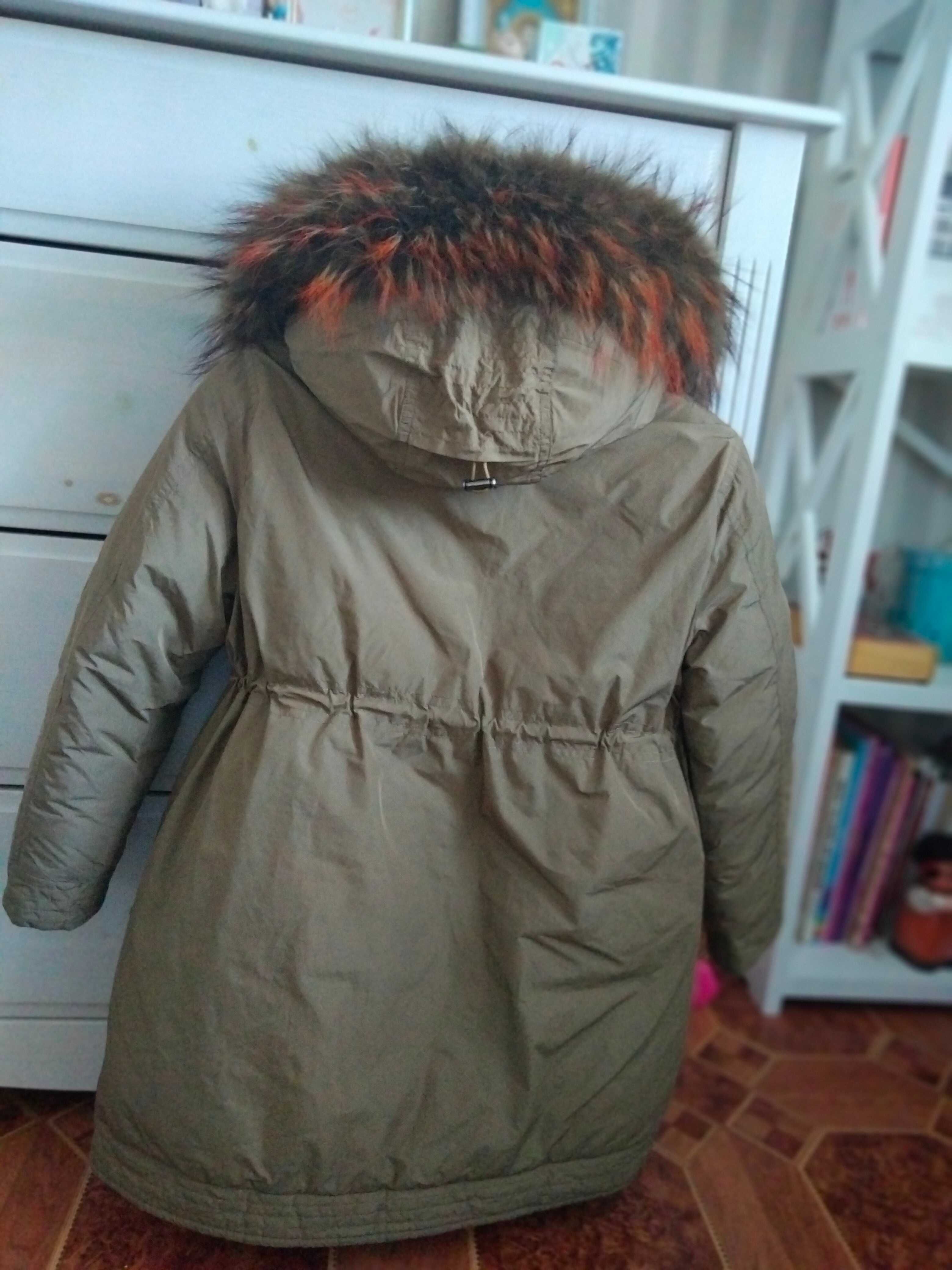 Зимова куртка на зріст 134