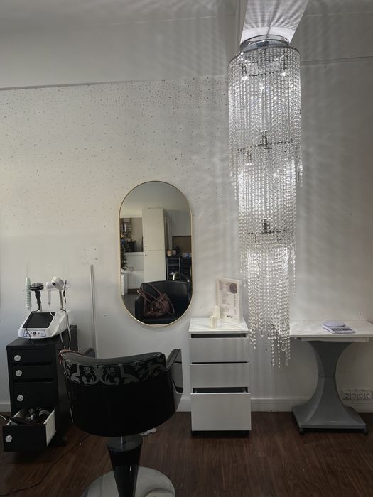 SALA PRA ESTETICA / CADEIRA PRA CABELEIREIRO