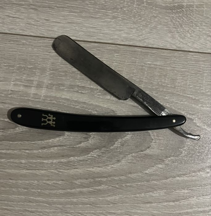 Продам колекцыоную бритву