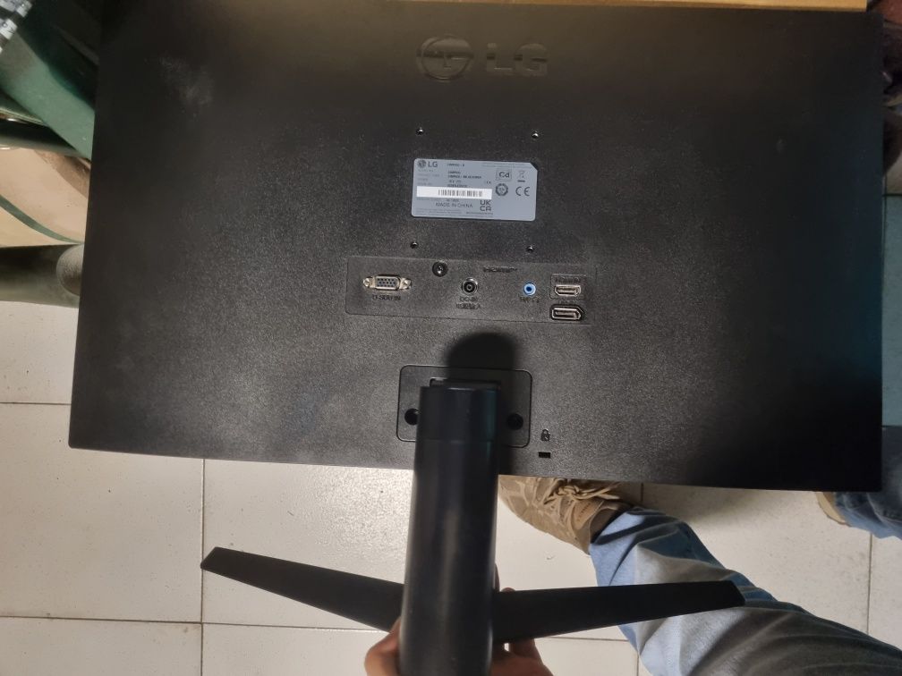 Ecrã de computador avariado