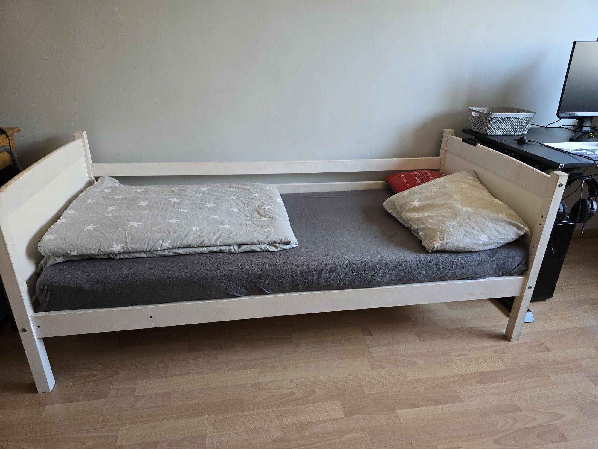 Łóżko pojedyńcze+materac