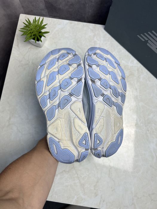 Кроссовки Hoka Clifton 9 Розмір 42.5 Original Взуття
