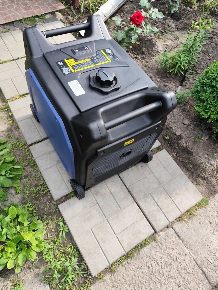 Генератор інверторний Weekender X6500iE