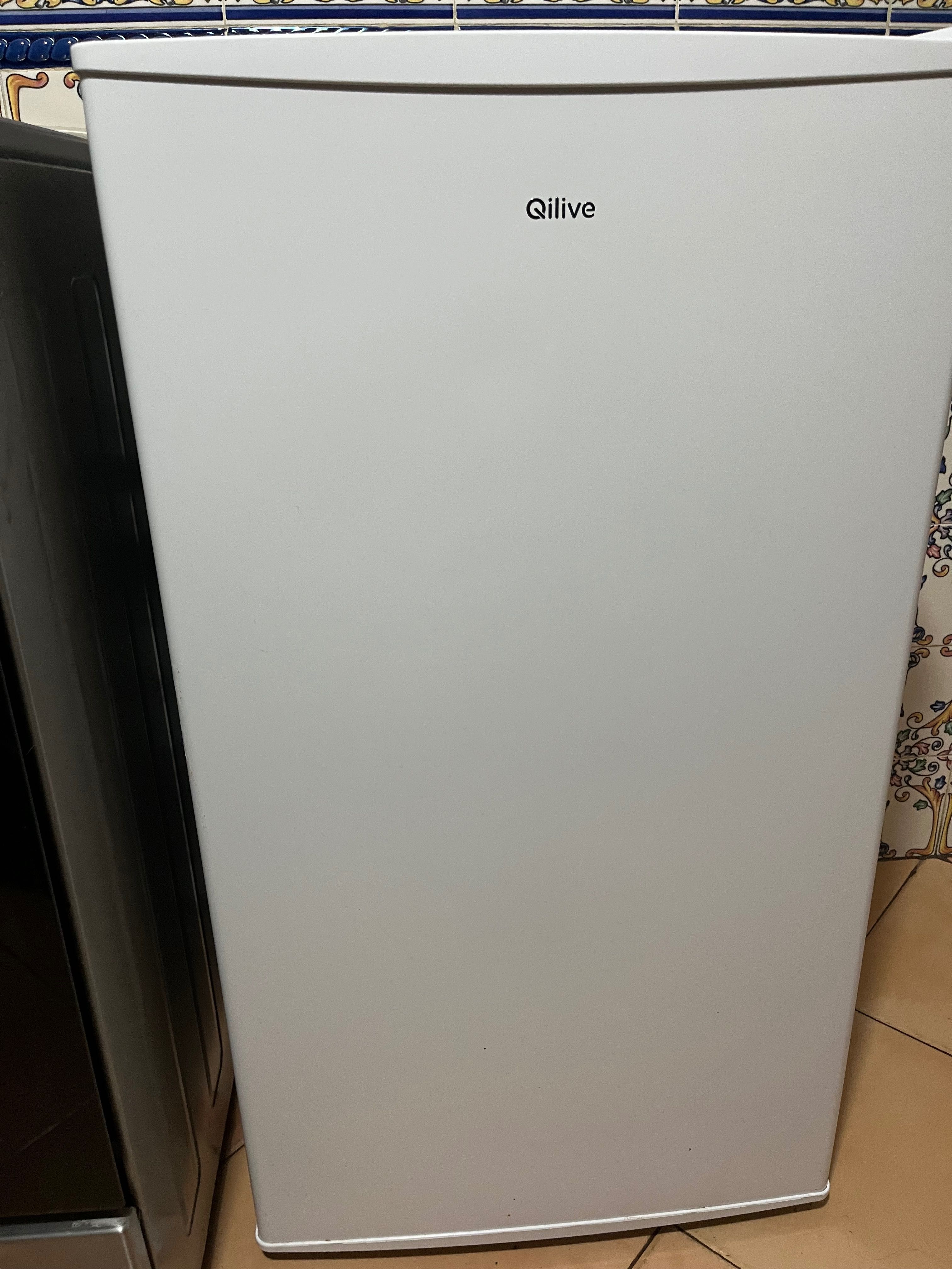 Fogão elétrico 80€ minibar pouco tempo de uso 80€
