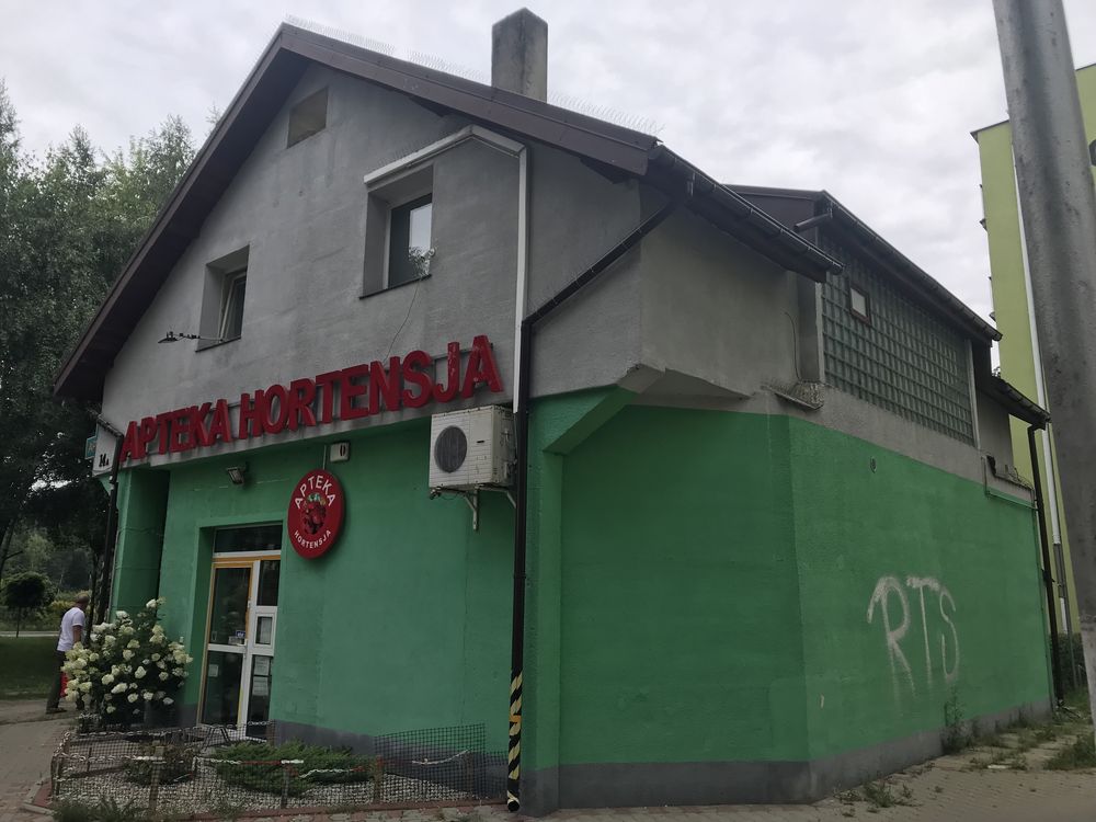 Dom uzytkowy (apteka, sklep) , sprzedaz, najem
