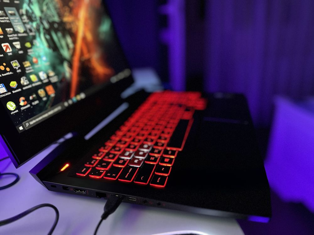 Быстрый Игровой HP OMEN 15 + Игровые Девайсы